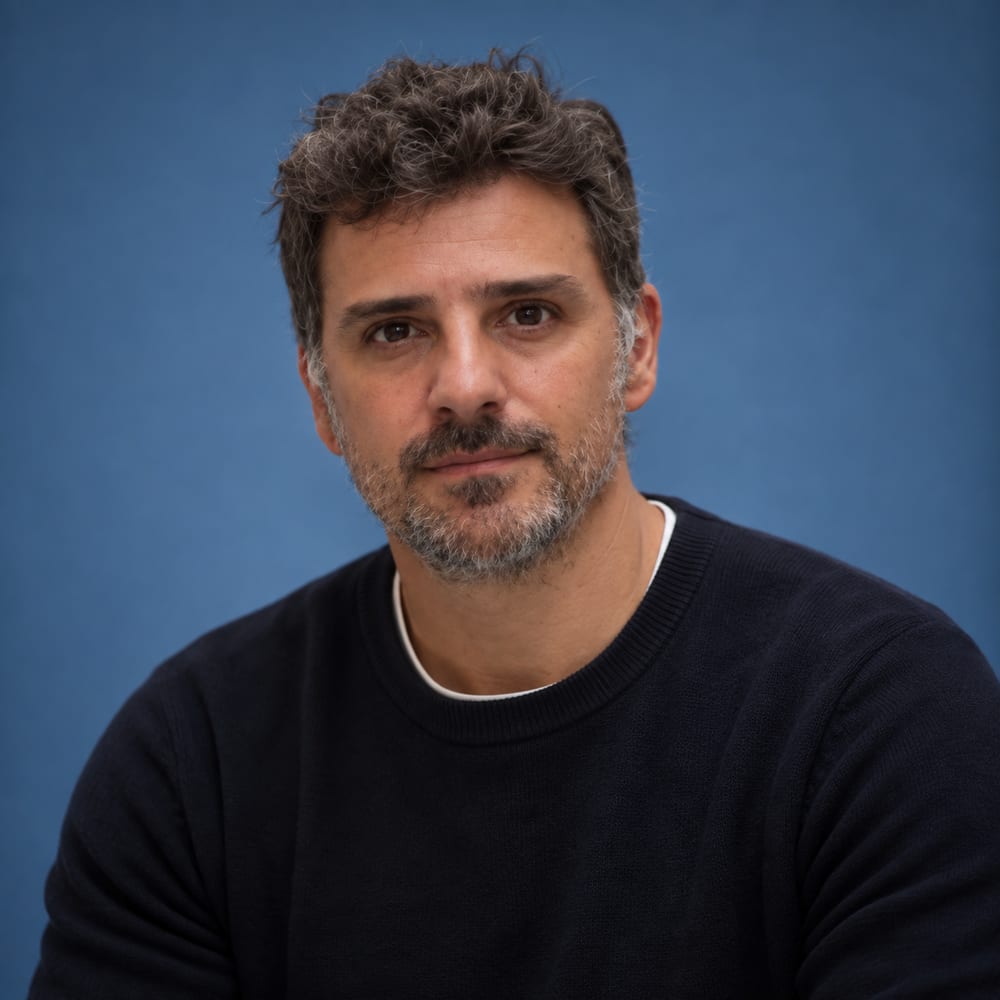 Ritratto di Carlos Benejam Molero, CEO e cofondatore di Nexum Technologies