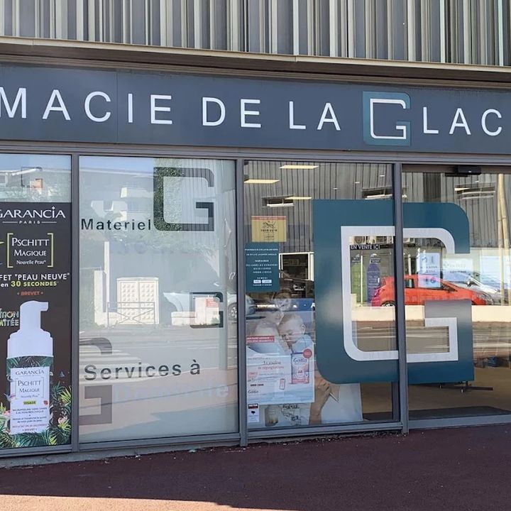 Pharmacie Aoun la glacière by Nexum
