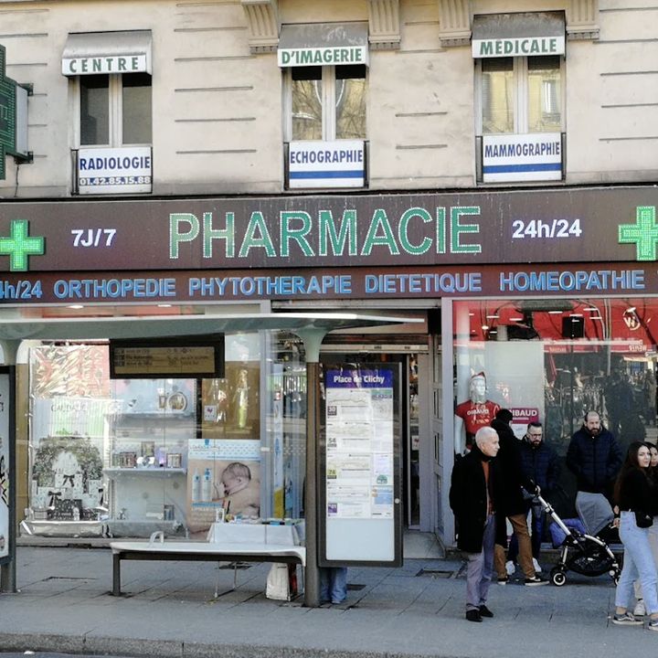 Pharmacie Européenne 24/24 de la place de clichy